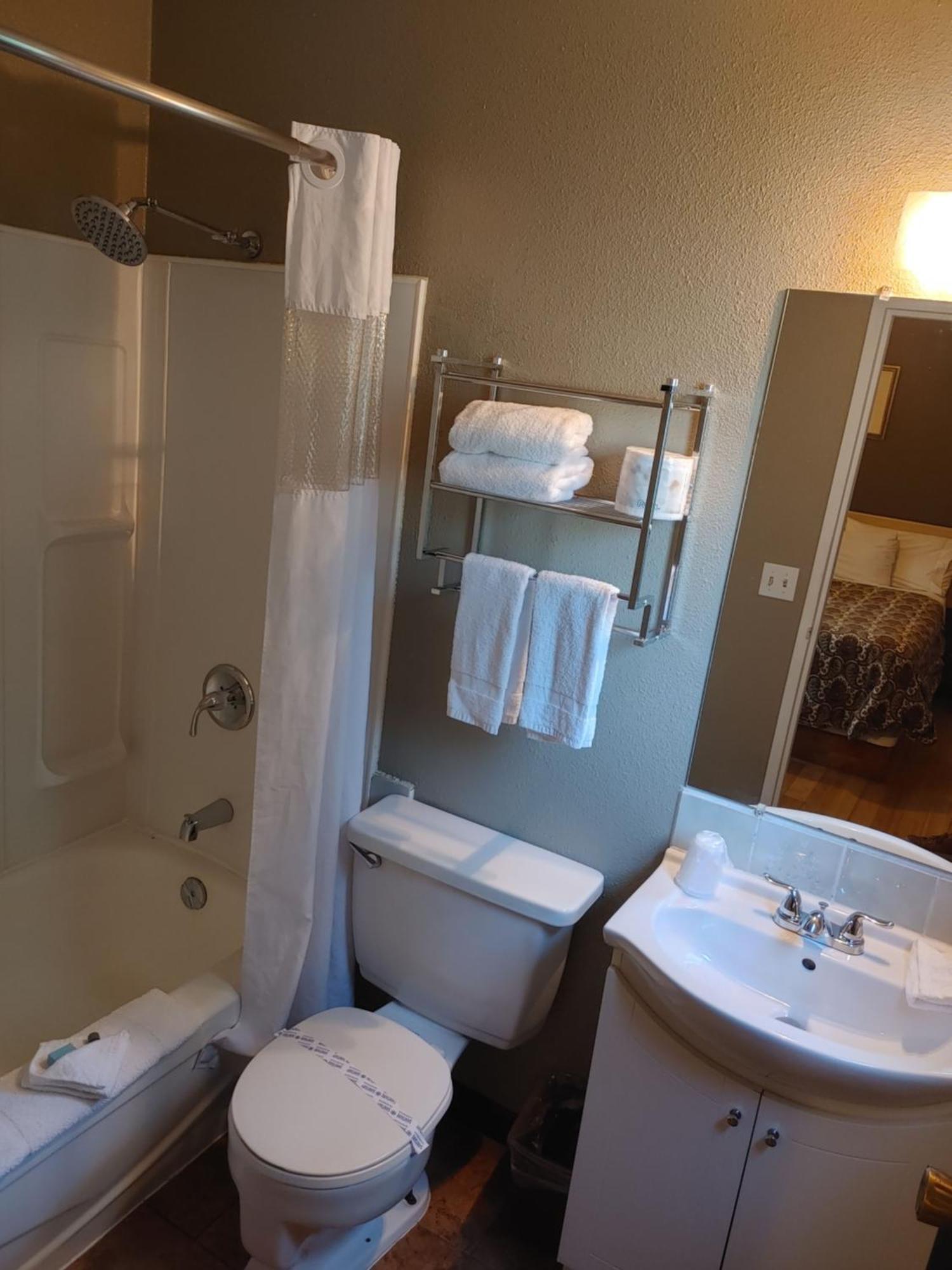 Magnuson Hotel Creston Eksteriør bilde